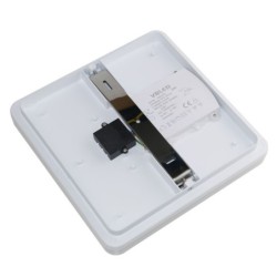 Luminaria LED de techo en aluminio con emisión de luz opal 28W -cuadrada Luminaria LED de techo en aluminio con emisión de luz opal 28W -cuadrada